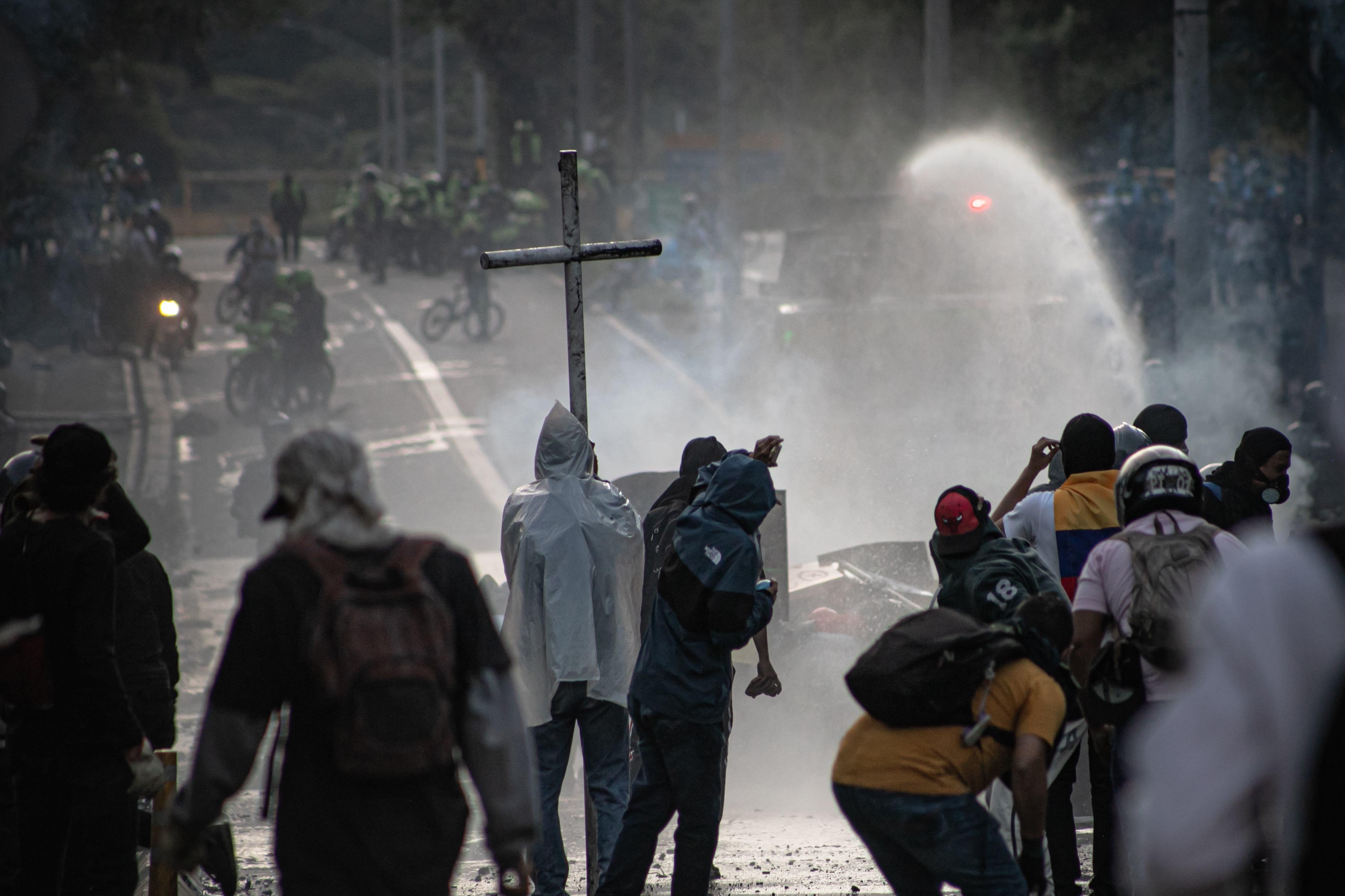 Protesta social durante el Paro Nacional – Colombia, 2021 (photo : Serna Sánchez Javier) 